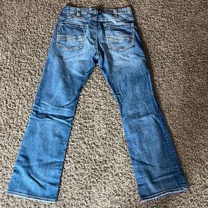 Silver Jean Co. Craig fit size 33x34 jeans